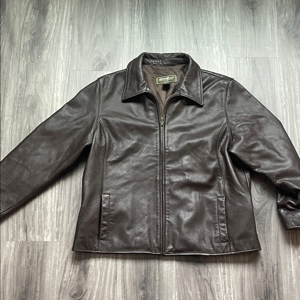 ⚫️Eddie Bauer Dark Brown Leather Bomber Jacket